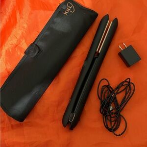 Ion Black Hair Straightener with Case